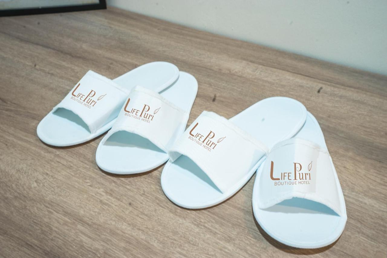Life Puri Hotel Surabaya Gubeng Εξωτερικό φωτογραφία