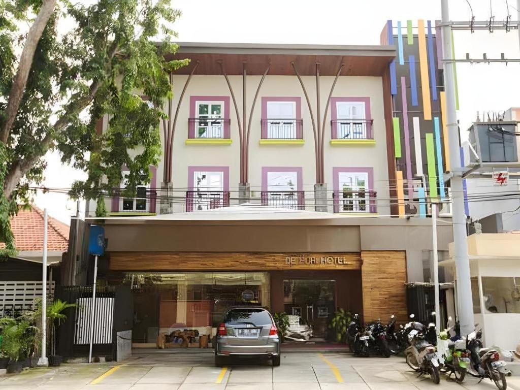Life Puri Hotel Surabaya Gubeng Εξωτερικό φωτογραφία