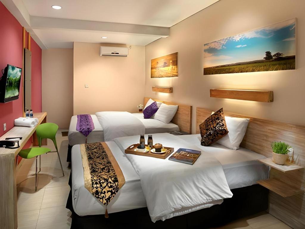 Life Puri Hotel Surabaya Gubeng Εξωτερικό φωτογραφία