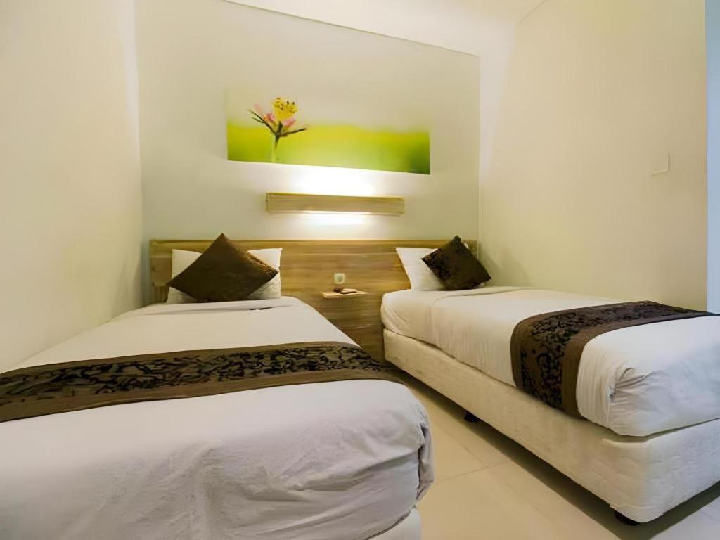 Life Puri Hotel Surabaya Gubeng Εξωτερικό φωτογραφία
