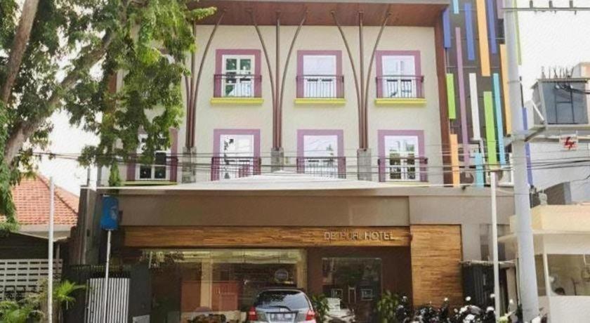 Life Puri Hotel Surabaya Gubeng Εξωτερικό φωτογραφία
